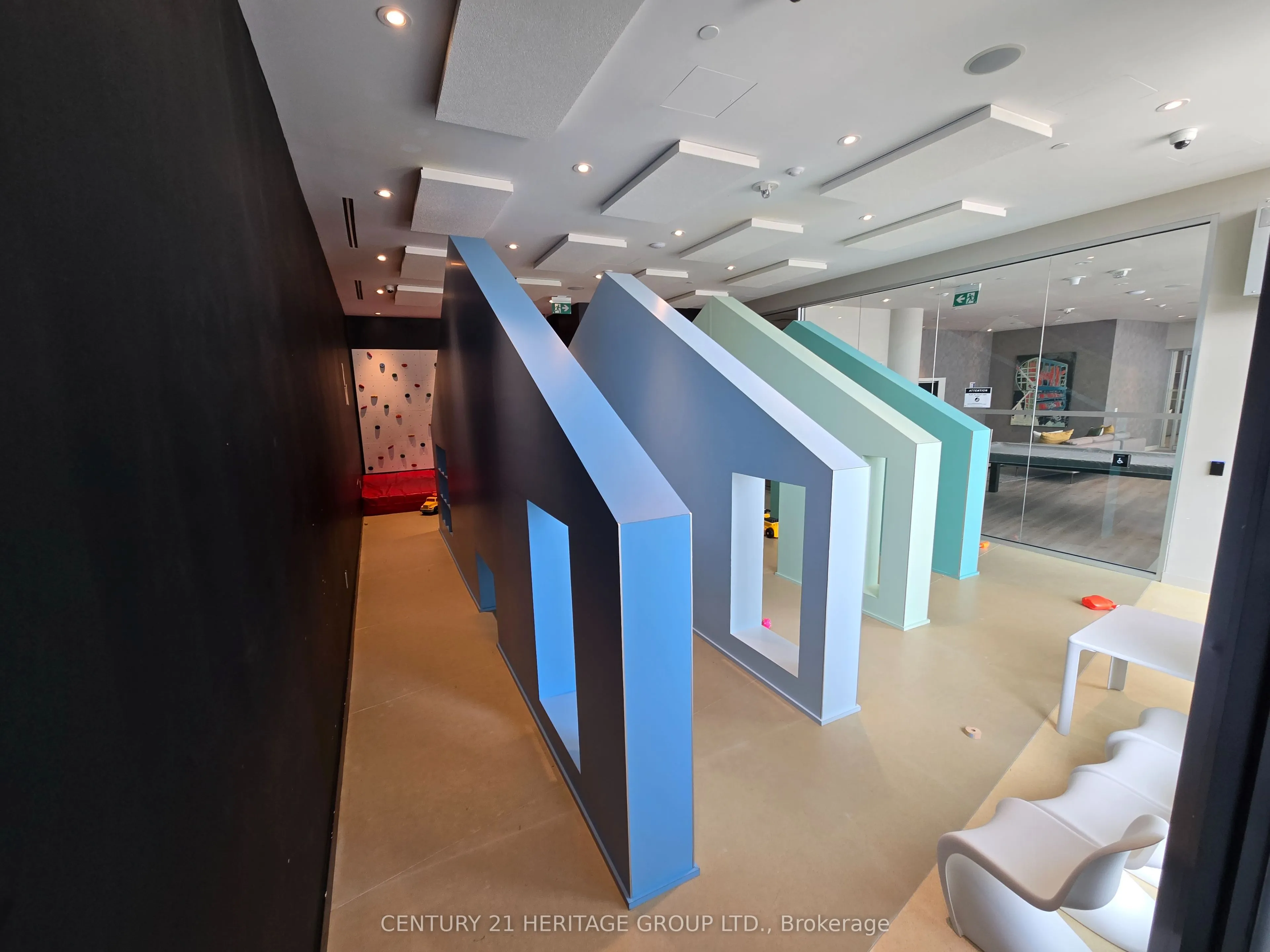 3900 Confederation Parkway, #4008