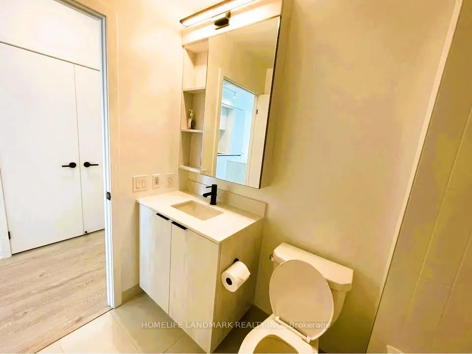 2495 Eglinton Avenue W, #1405