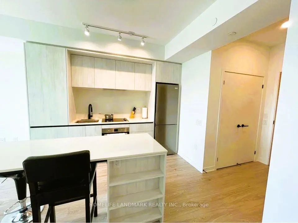 2495 Eglinton Avenue W, #1405