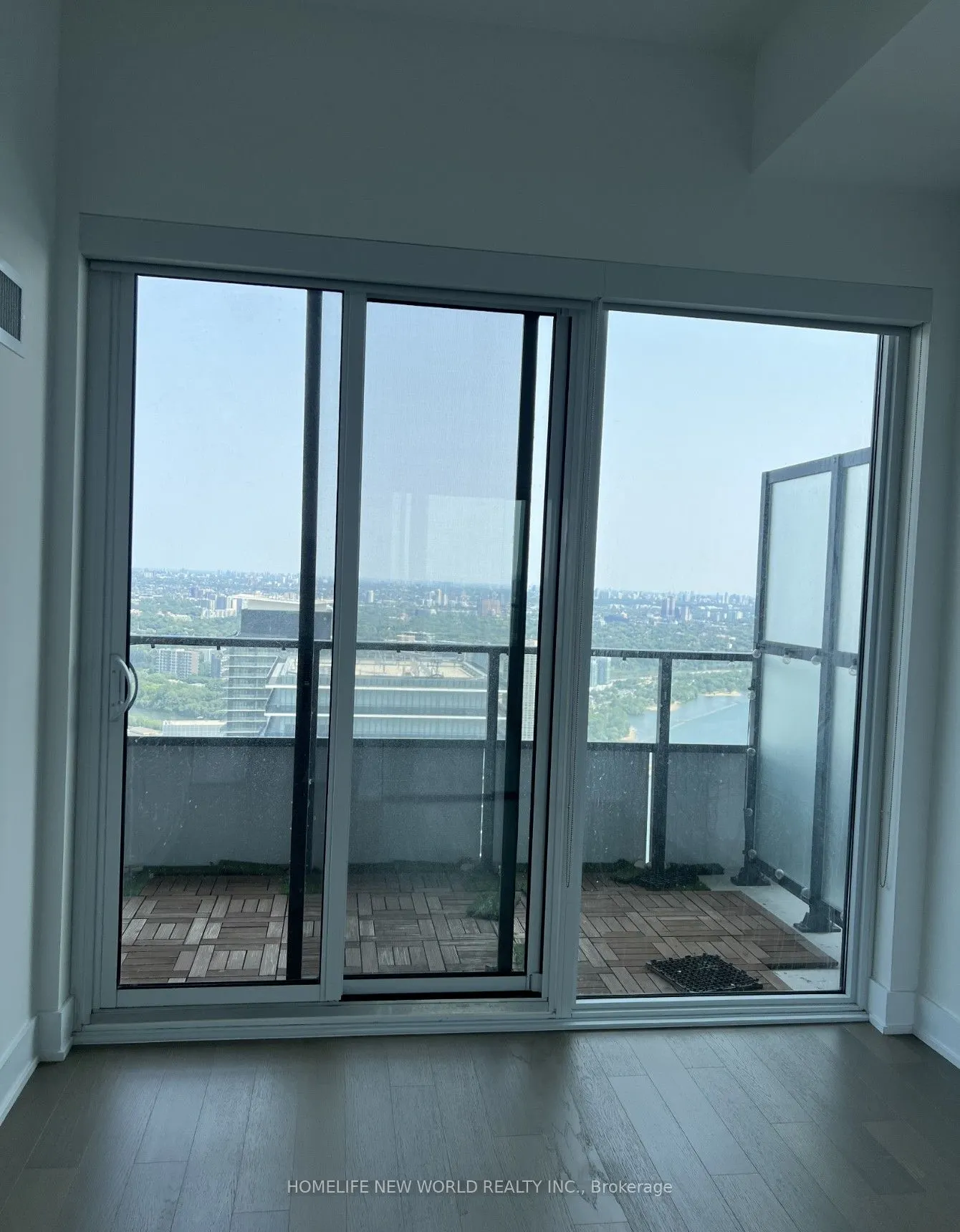 30 Shore Breeze Drive, #6303