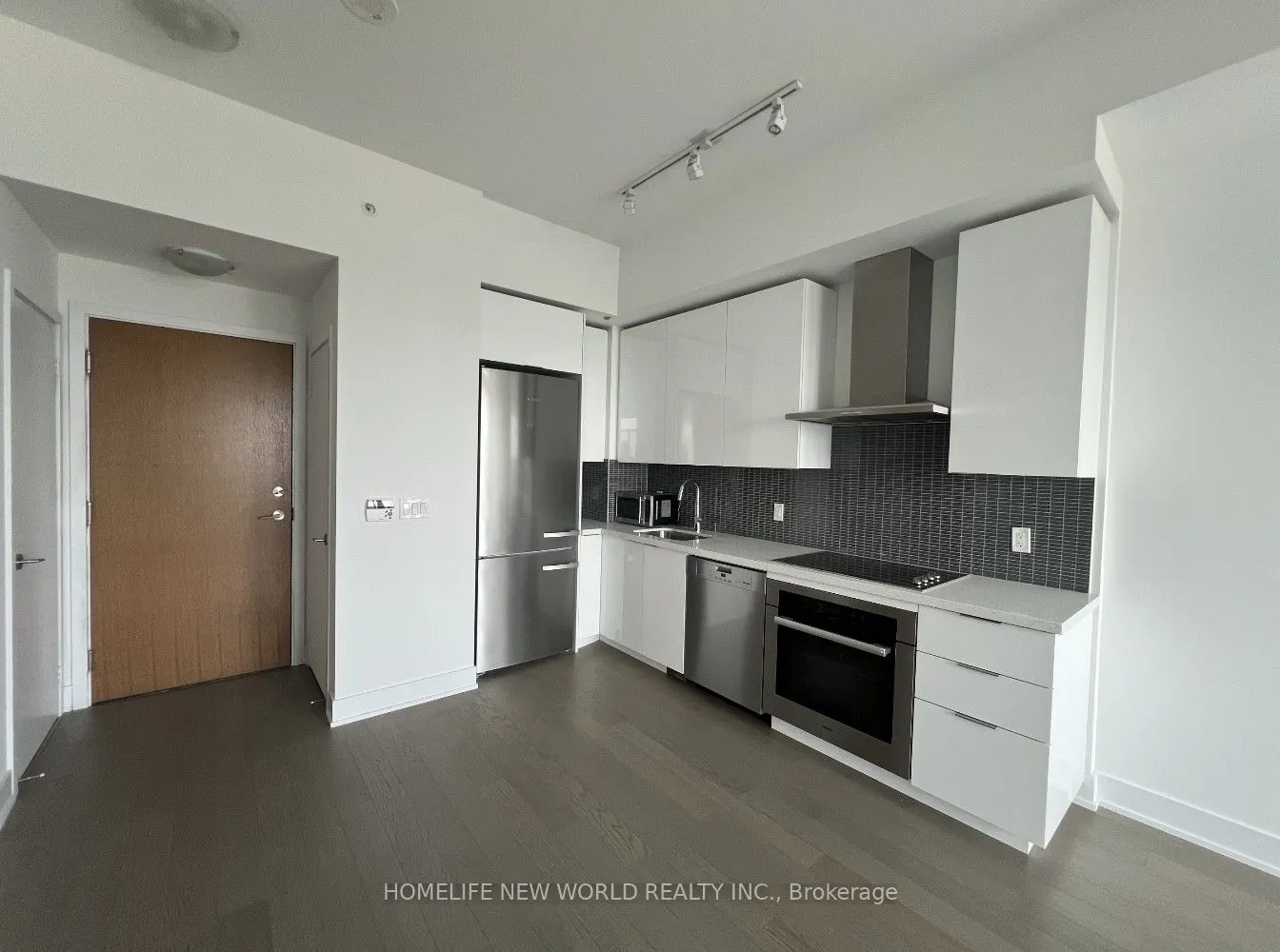 30 Shore Breeze Drive, #6303