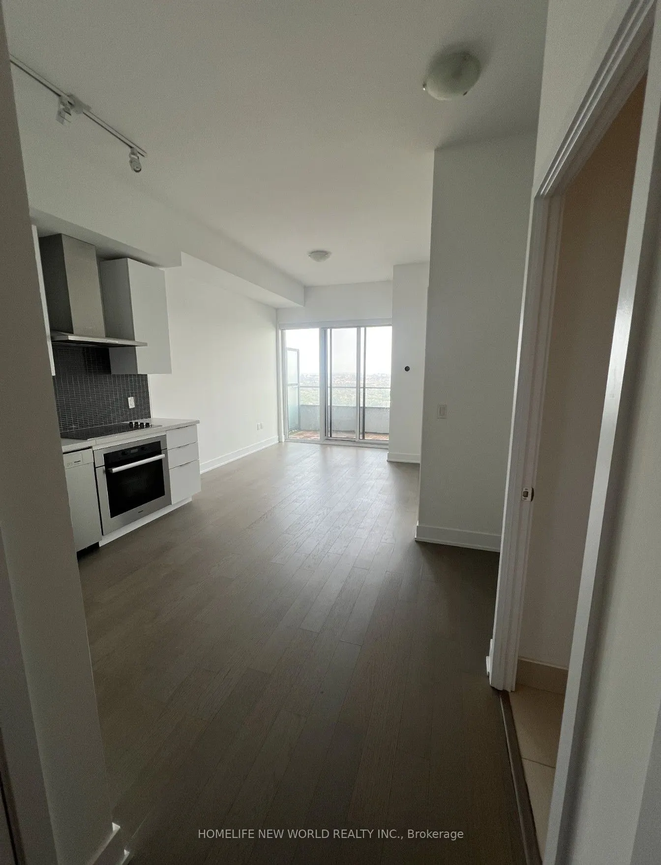 30 Shore Breeze Drive, #6303