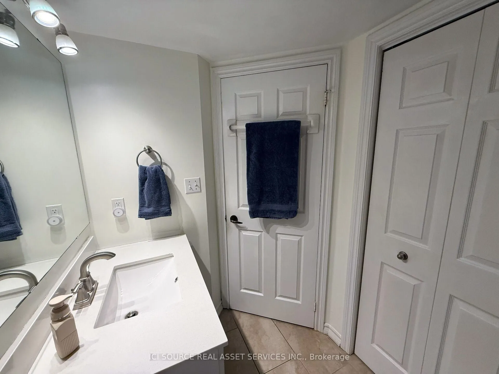 4003 Kilmer Drive, #204