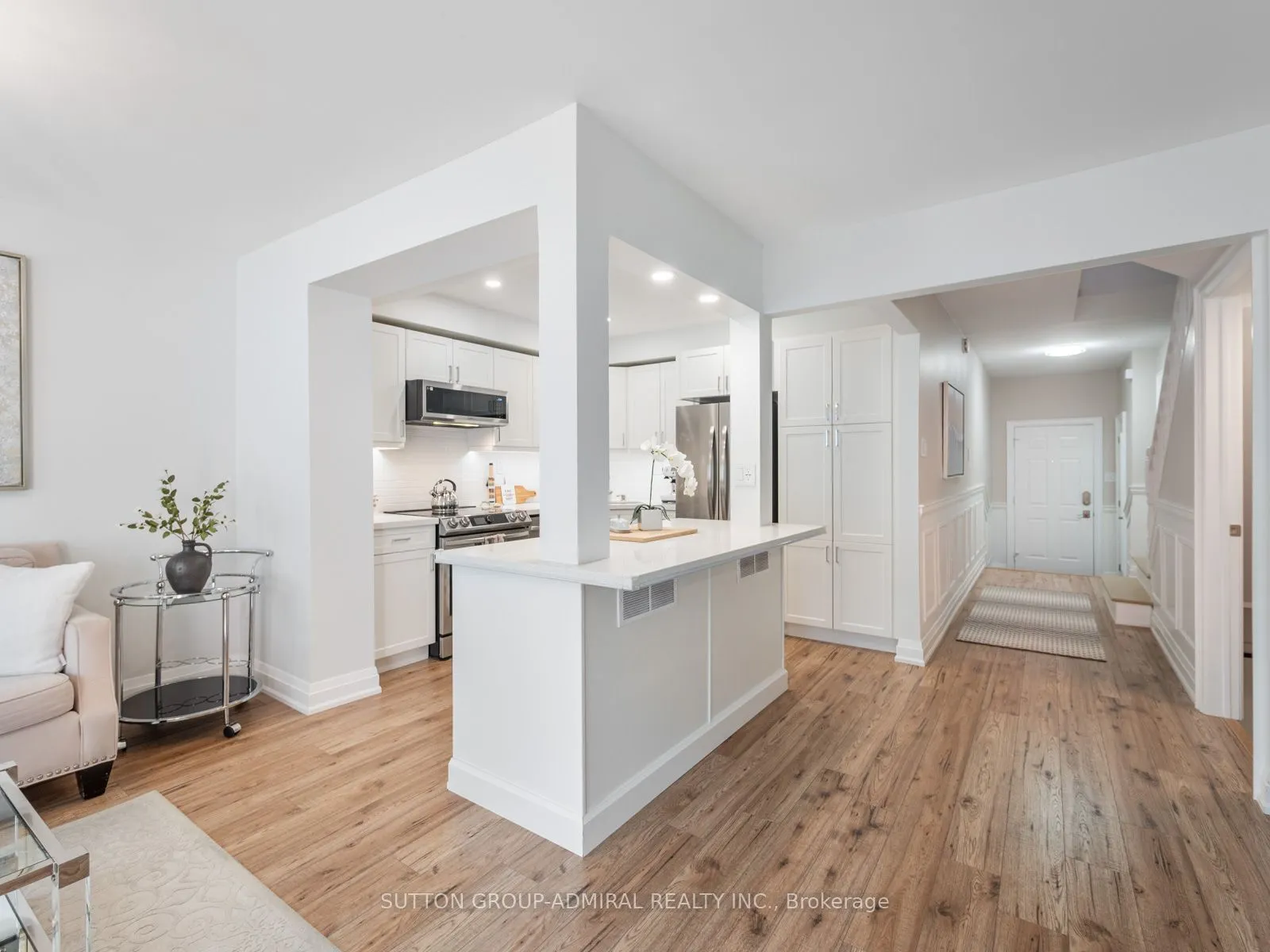 385 The East Mall, #49