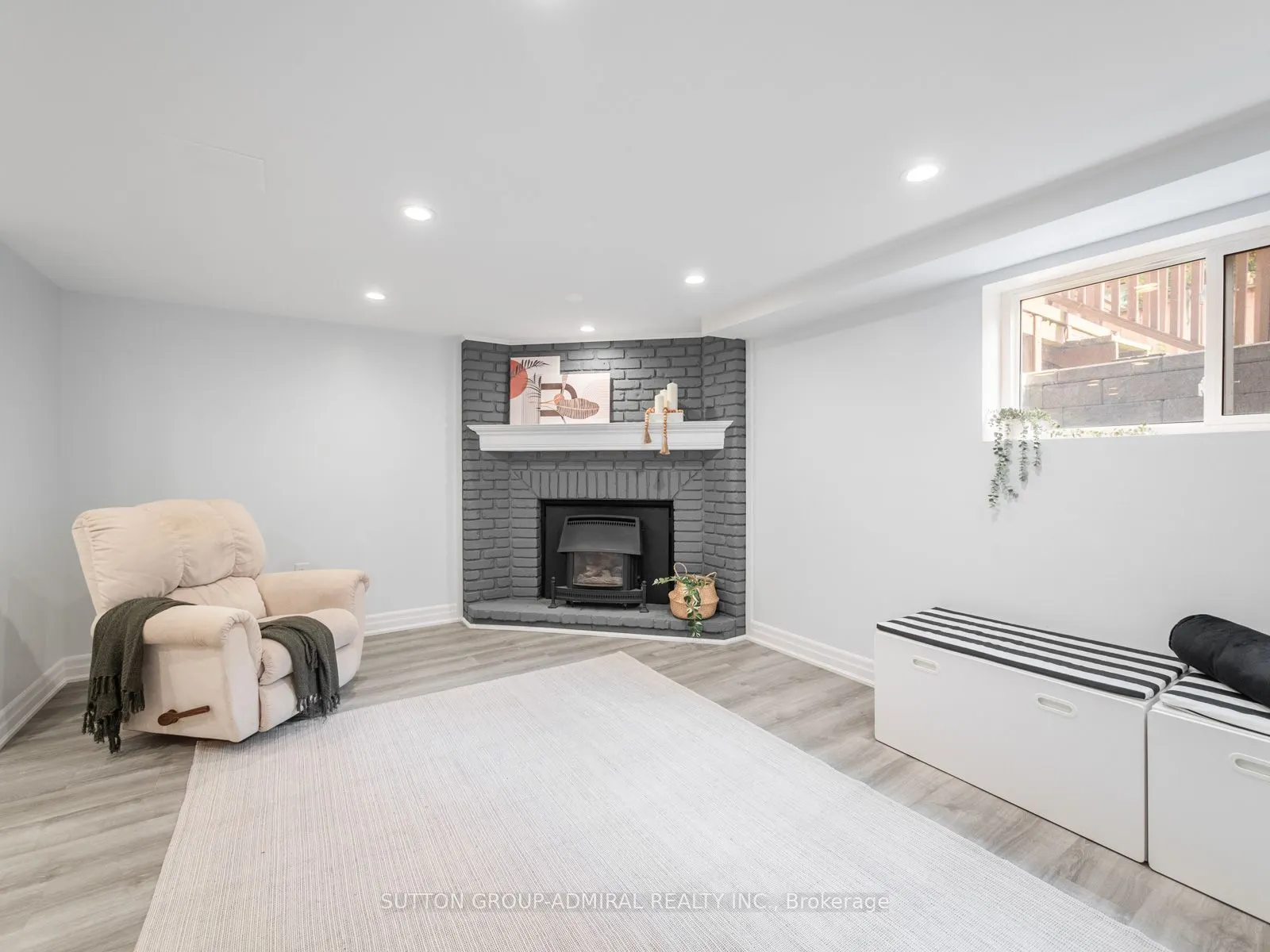 385 The East Mall, #49