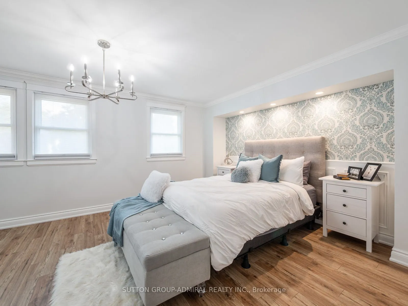 385 The East Mall, #49