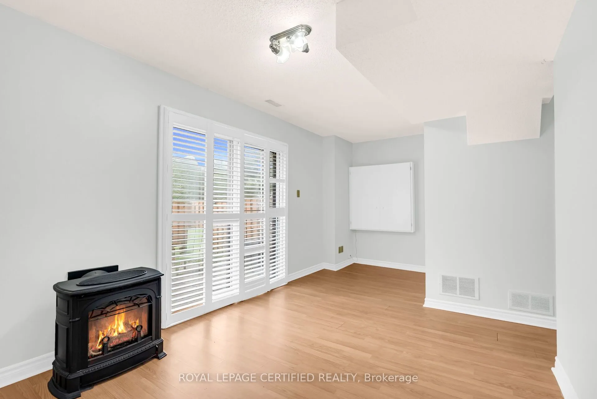 41 Ashton Crescent, #41