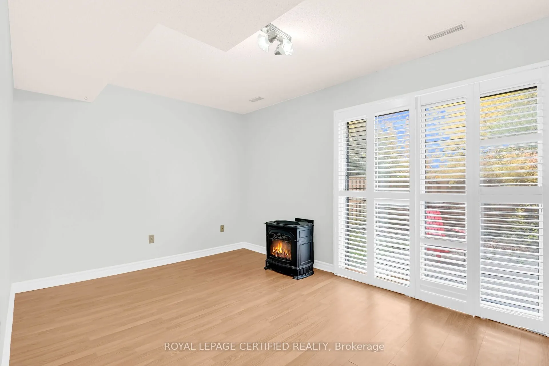 41 Ashton Crescent, #41