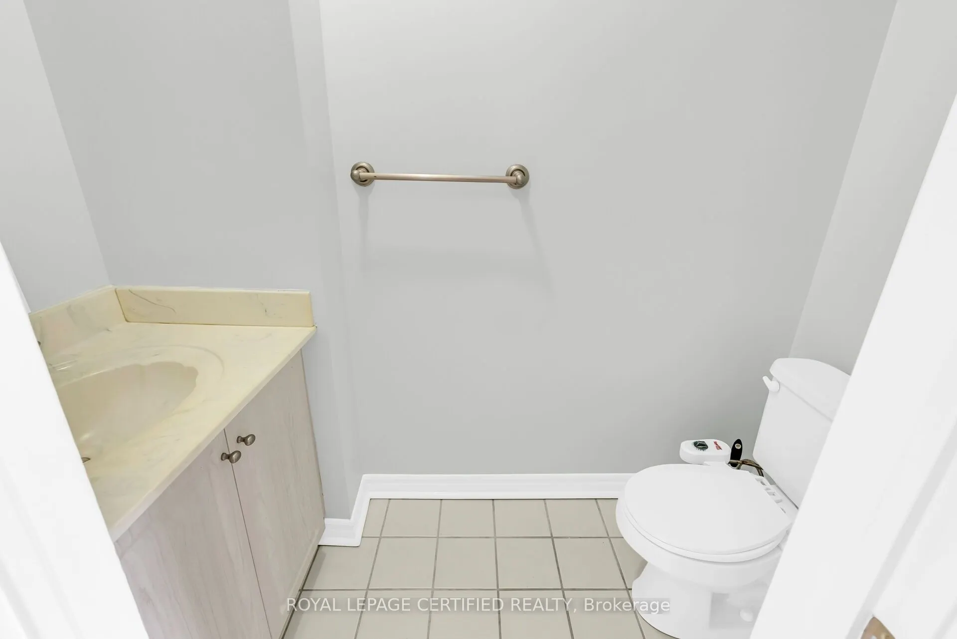 41 Ashton Crescent, #41