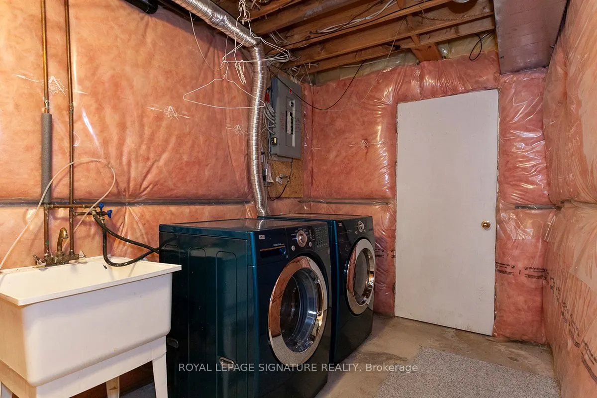 5528 Antrex Crescent