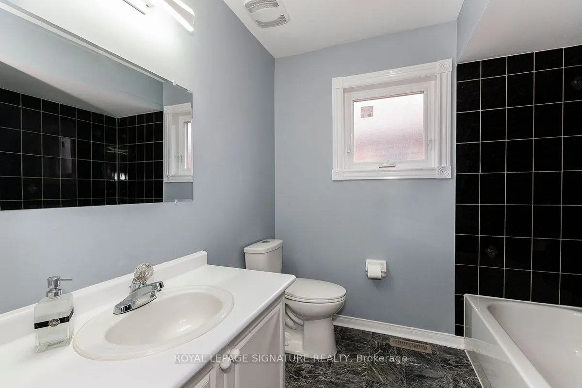 5528 Antrex Crescent