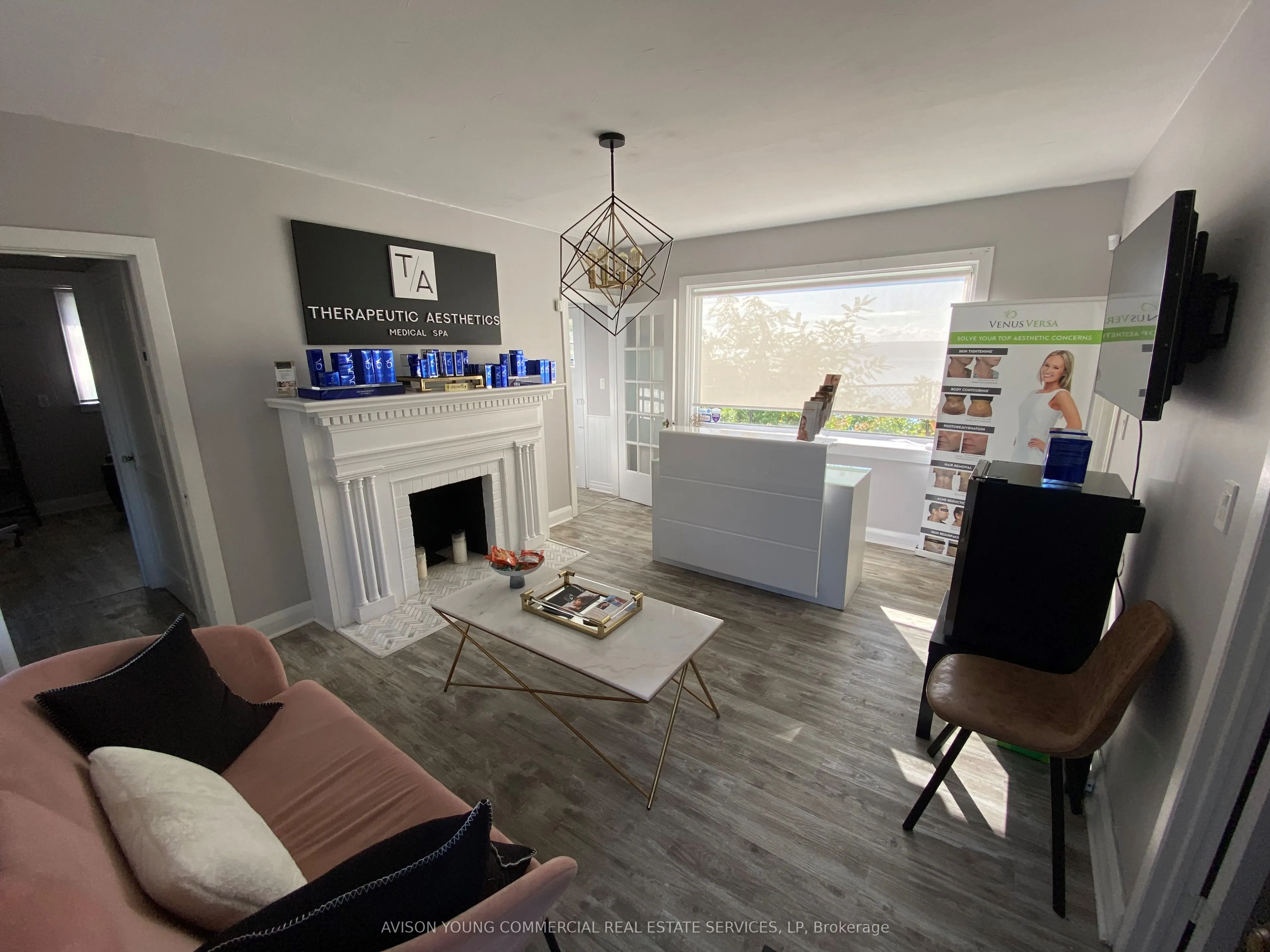 2108 Old Lakeshore Road