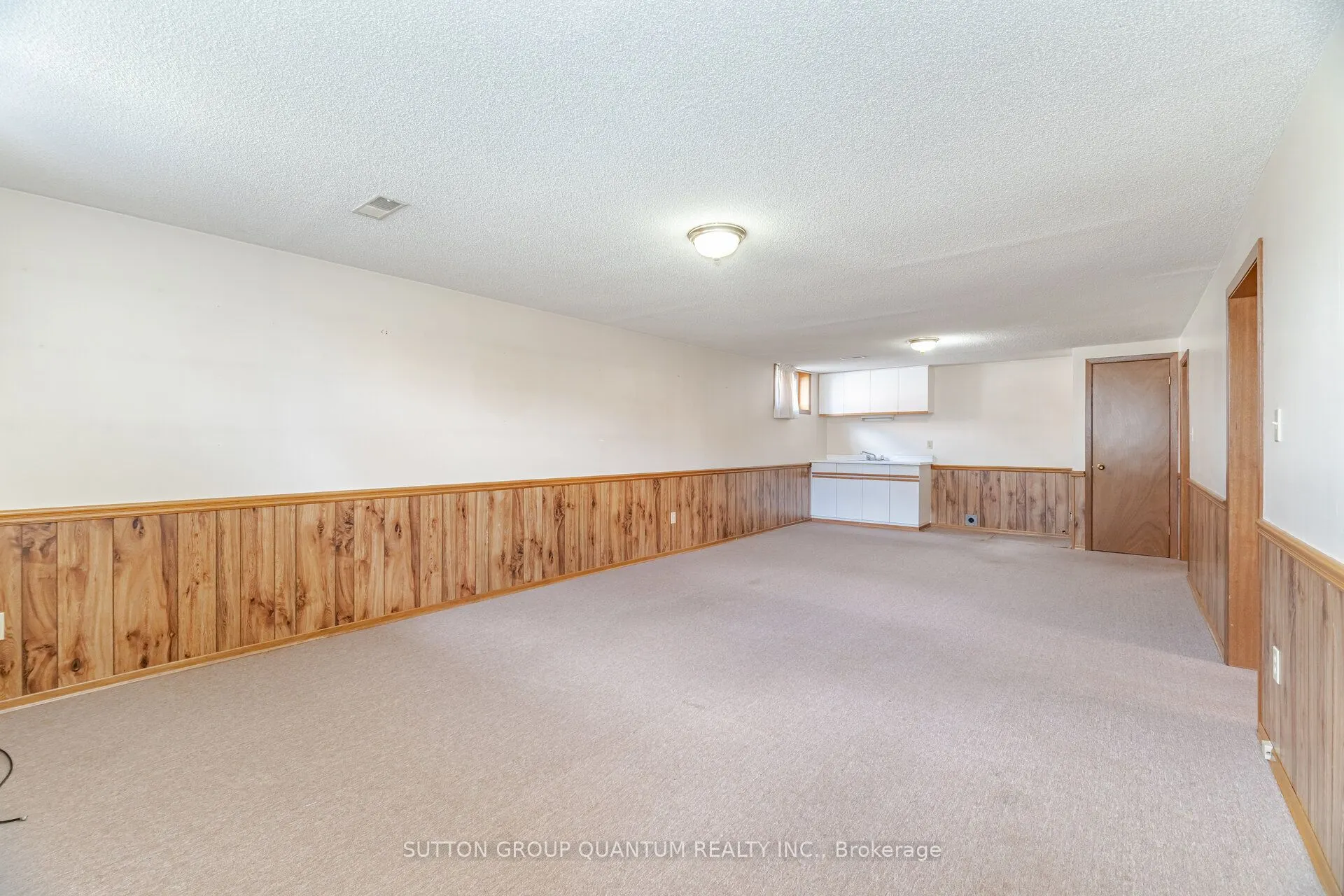 126 Angelene Street