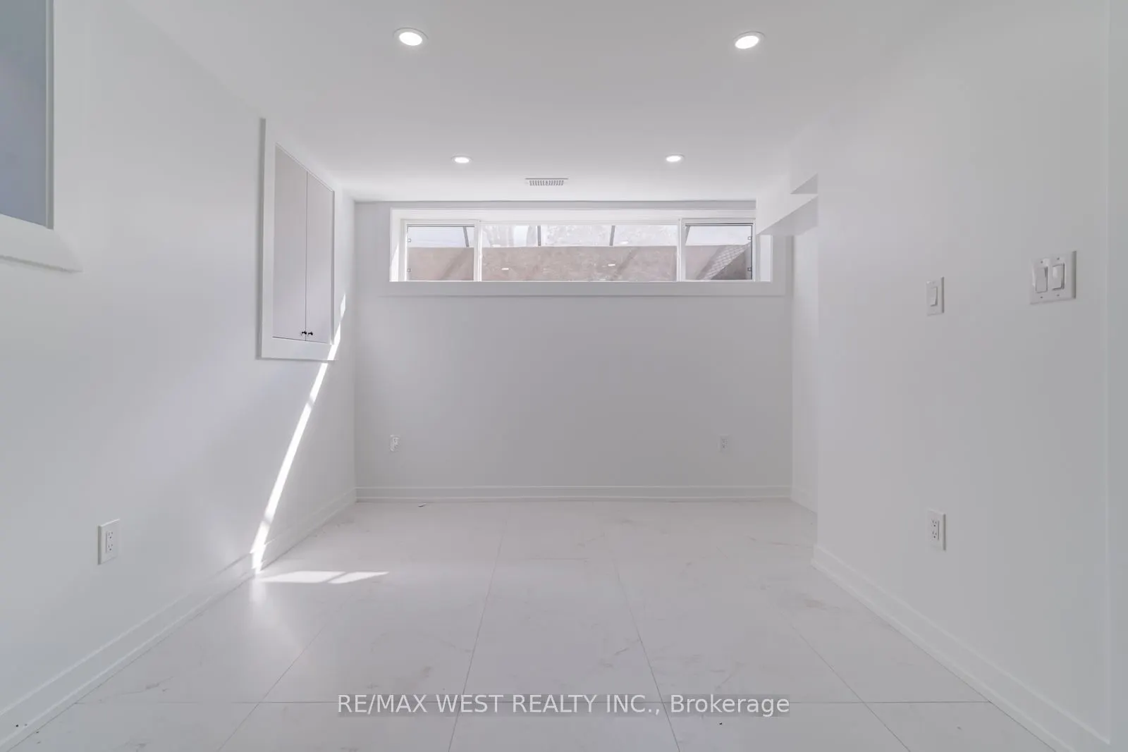 152 Clarence Street, #Lower