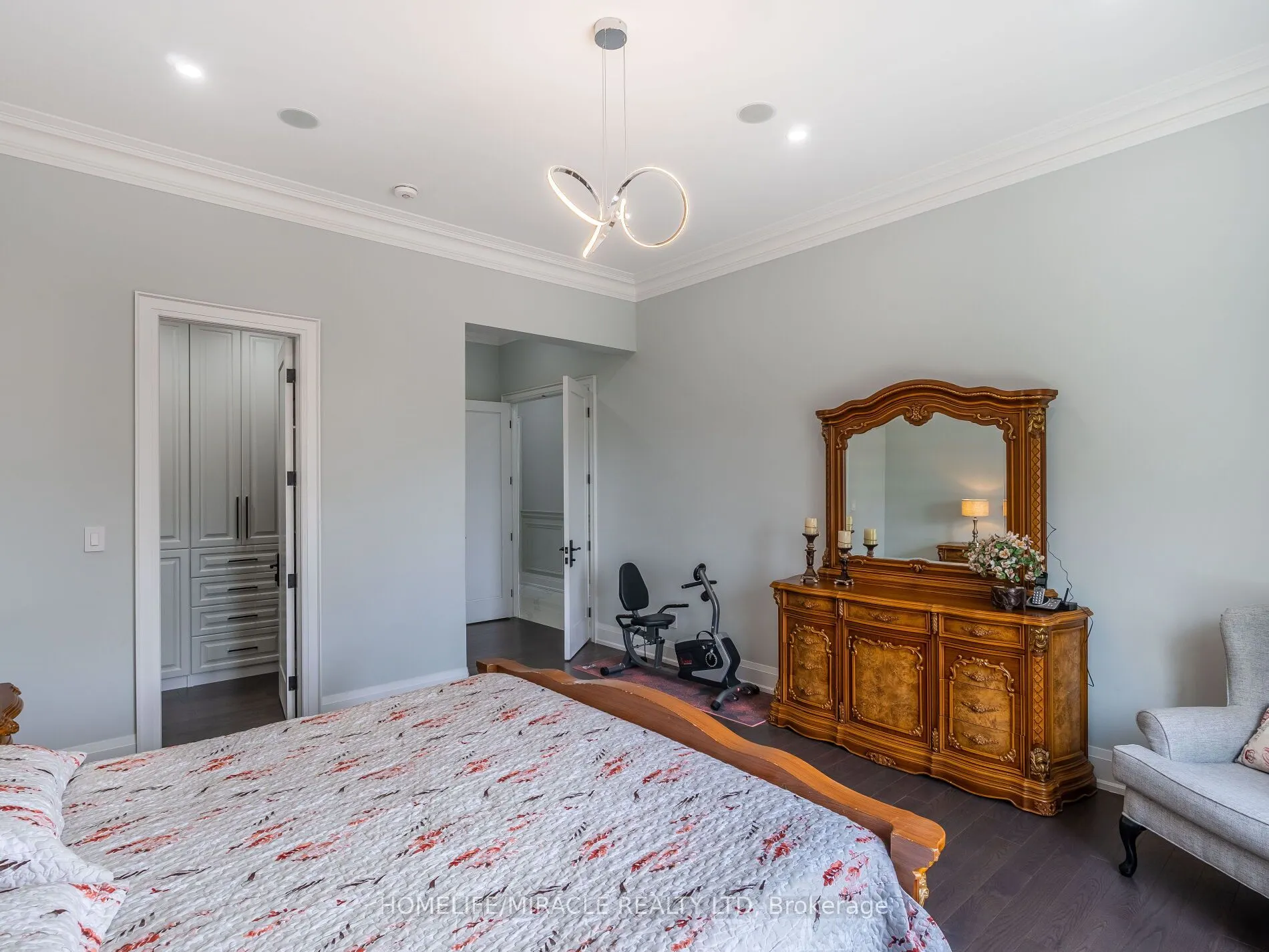 11086 Winston Churchill Boulevard