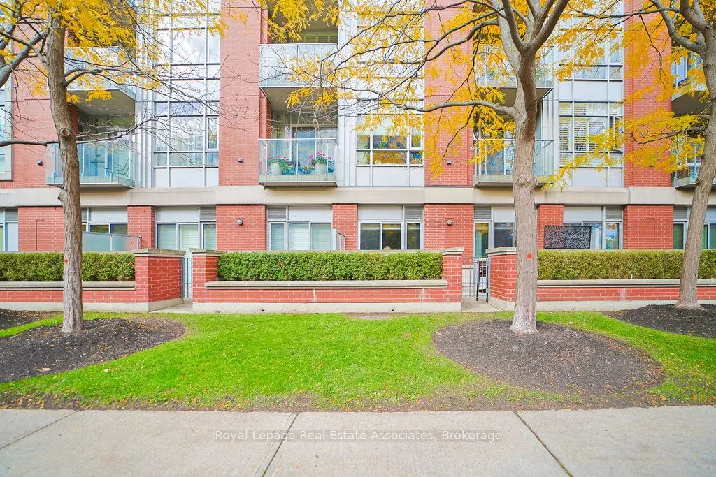 80 Port Street E, #107