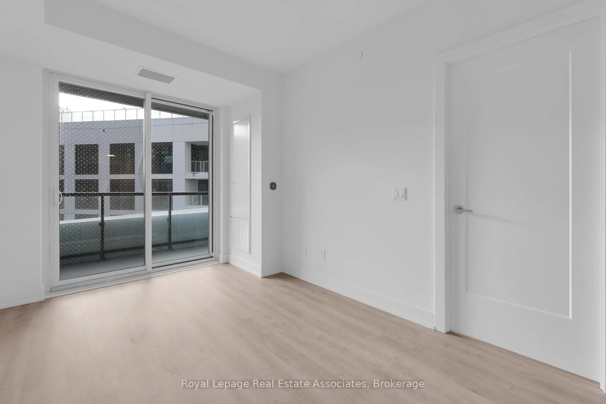 60 Central Park Roadway, #408