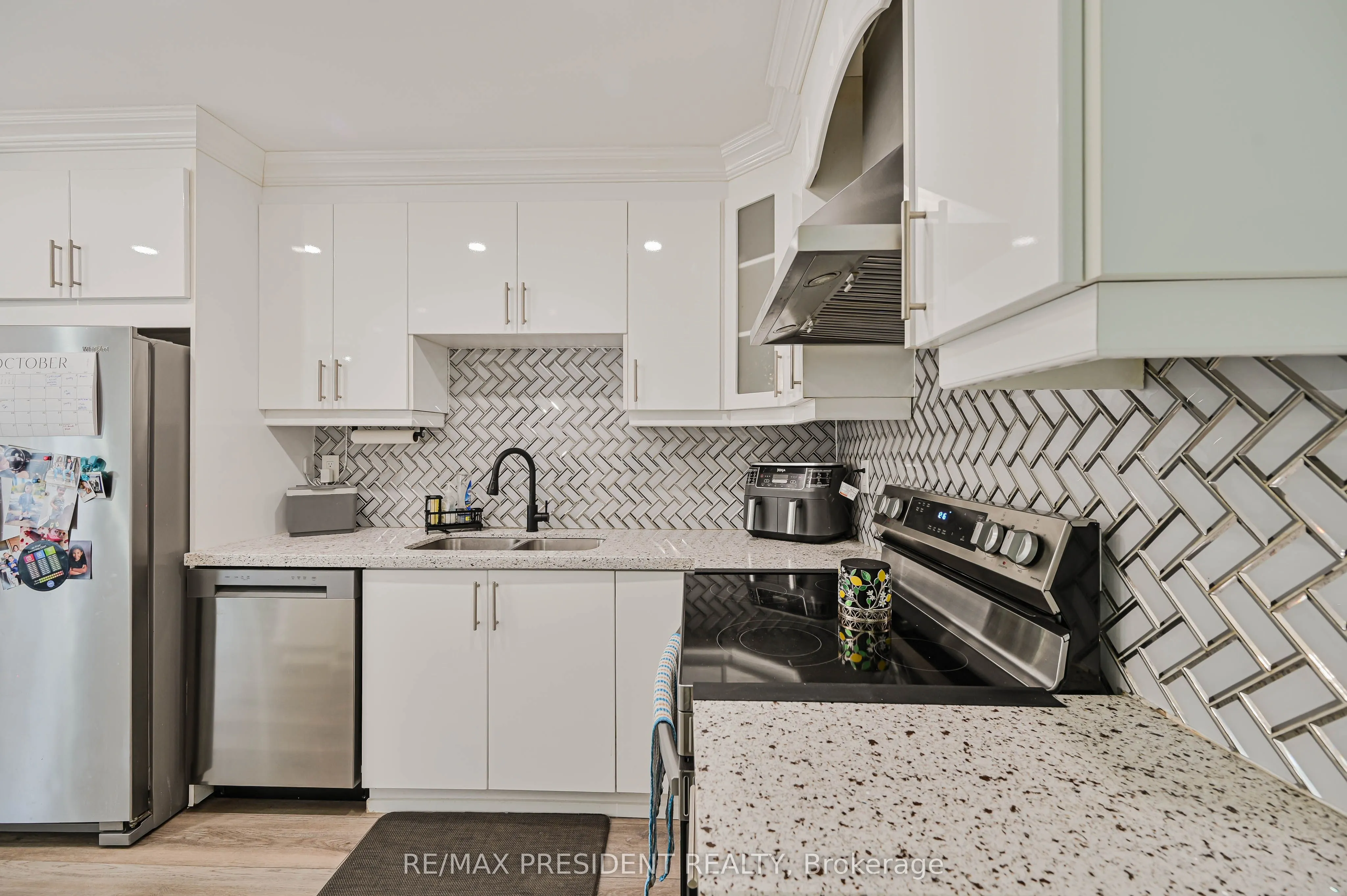 237 Baronwood Crescent, #237