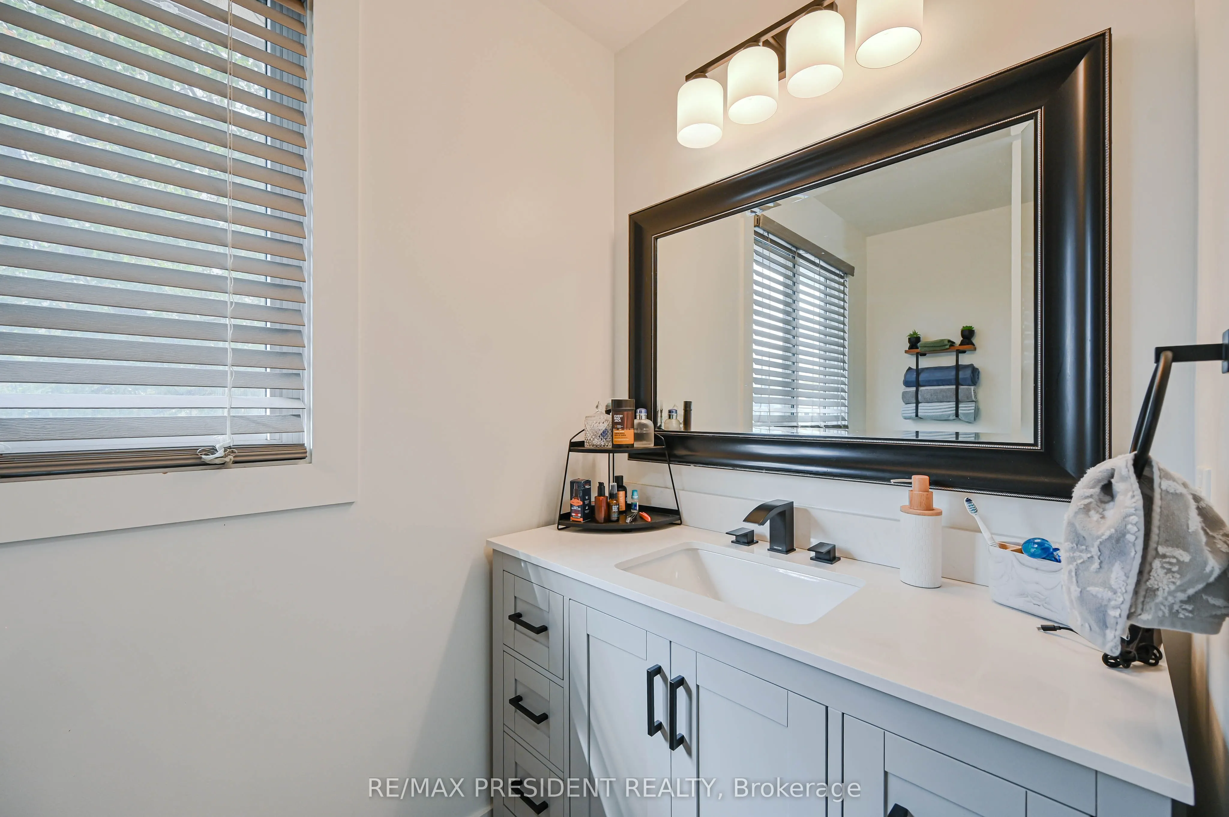 237 Baronwood Crescent, #237