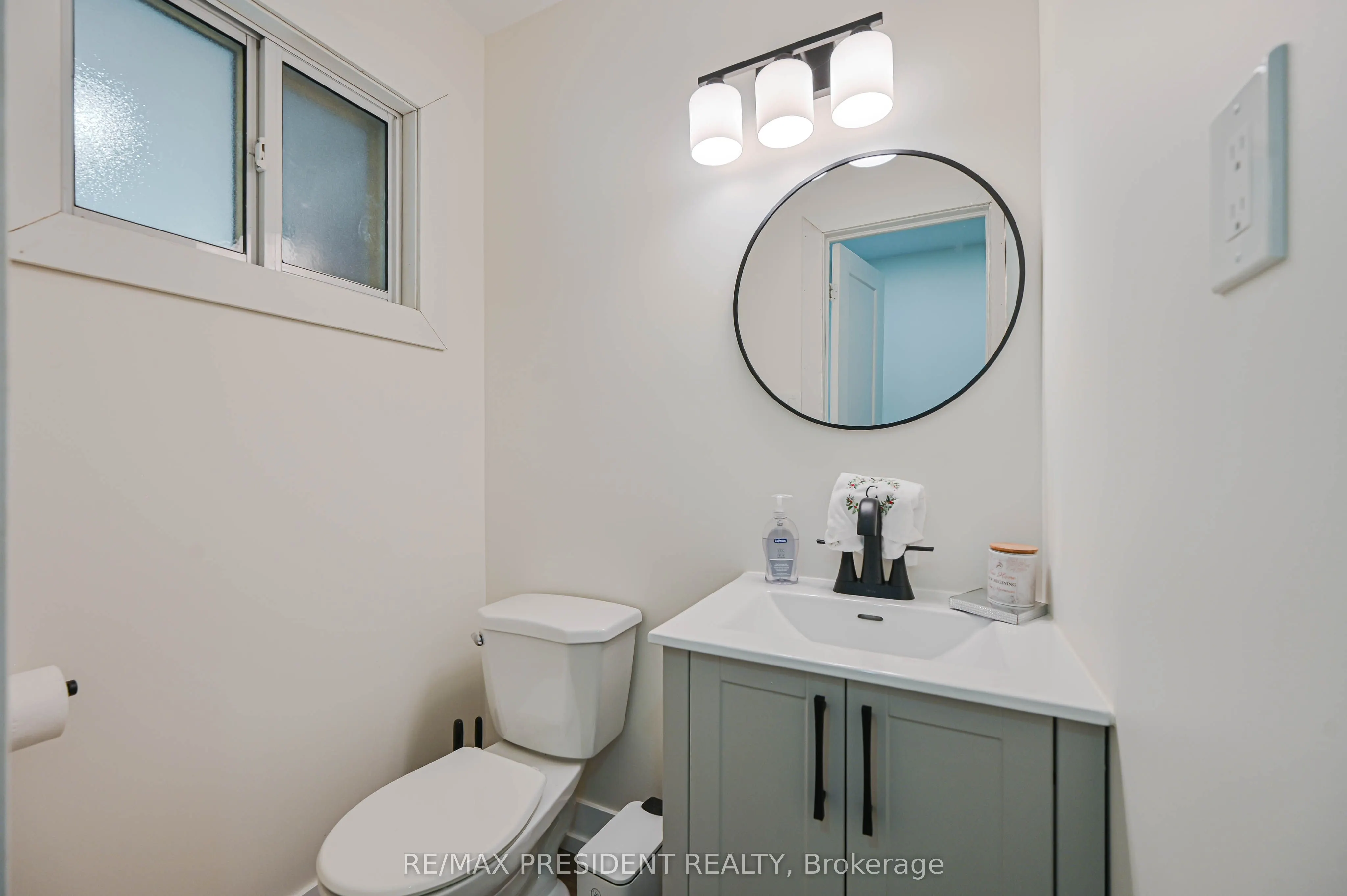 237 Baronwood Crescent, #237