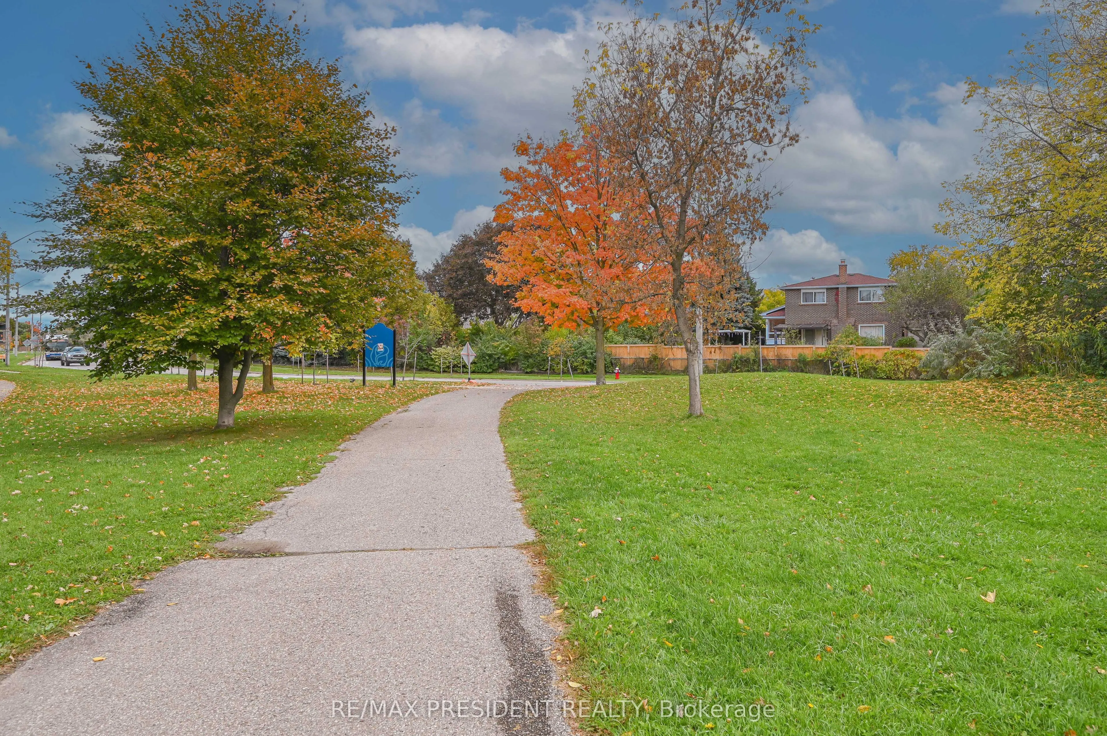 237 Baronwood Crescent, #237