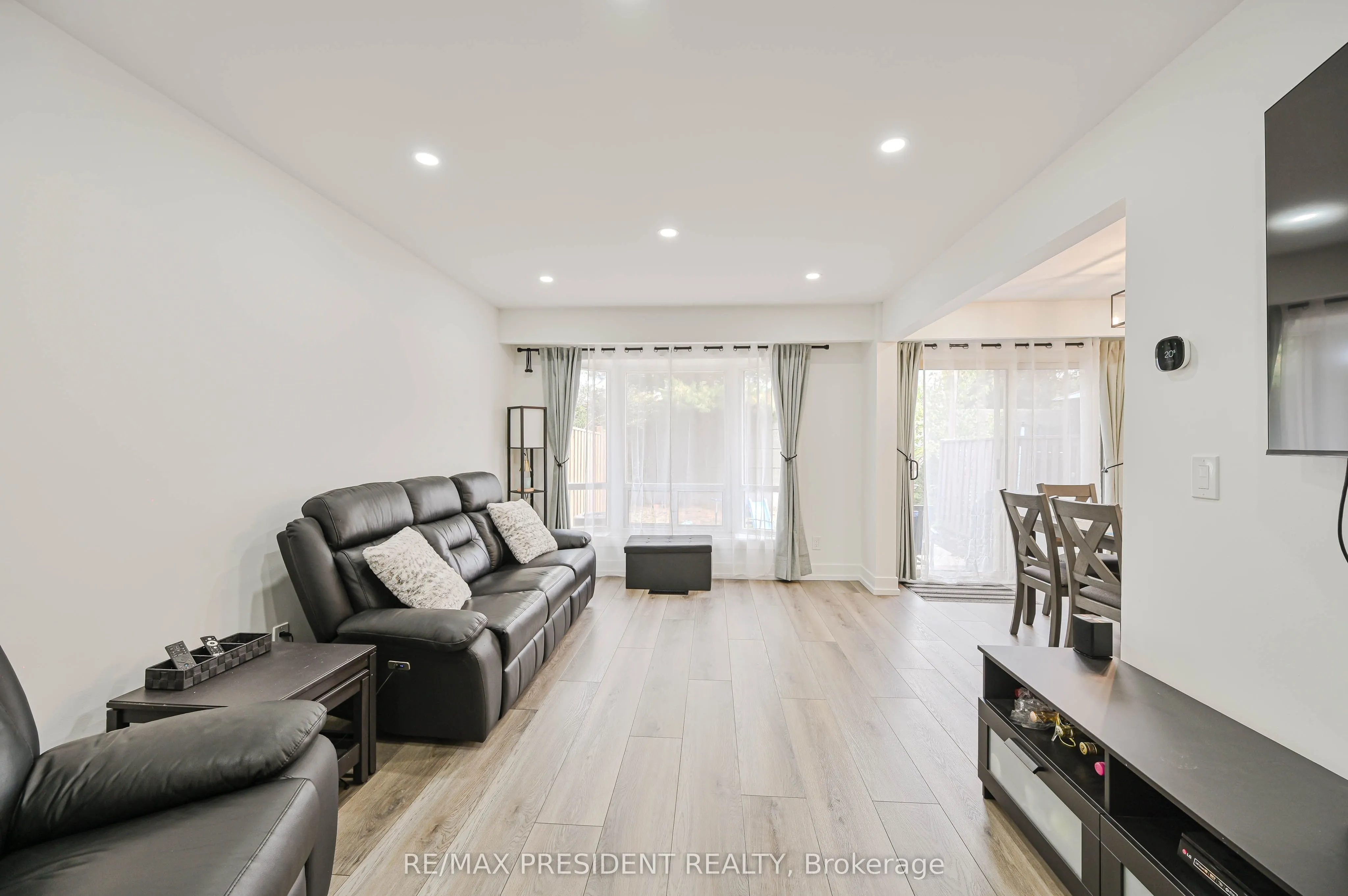 237 Baronwood Crescent, #237