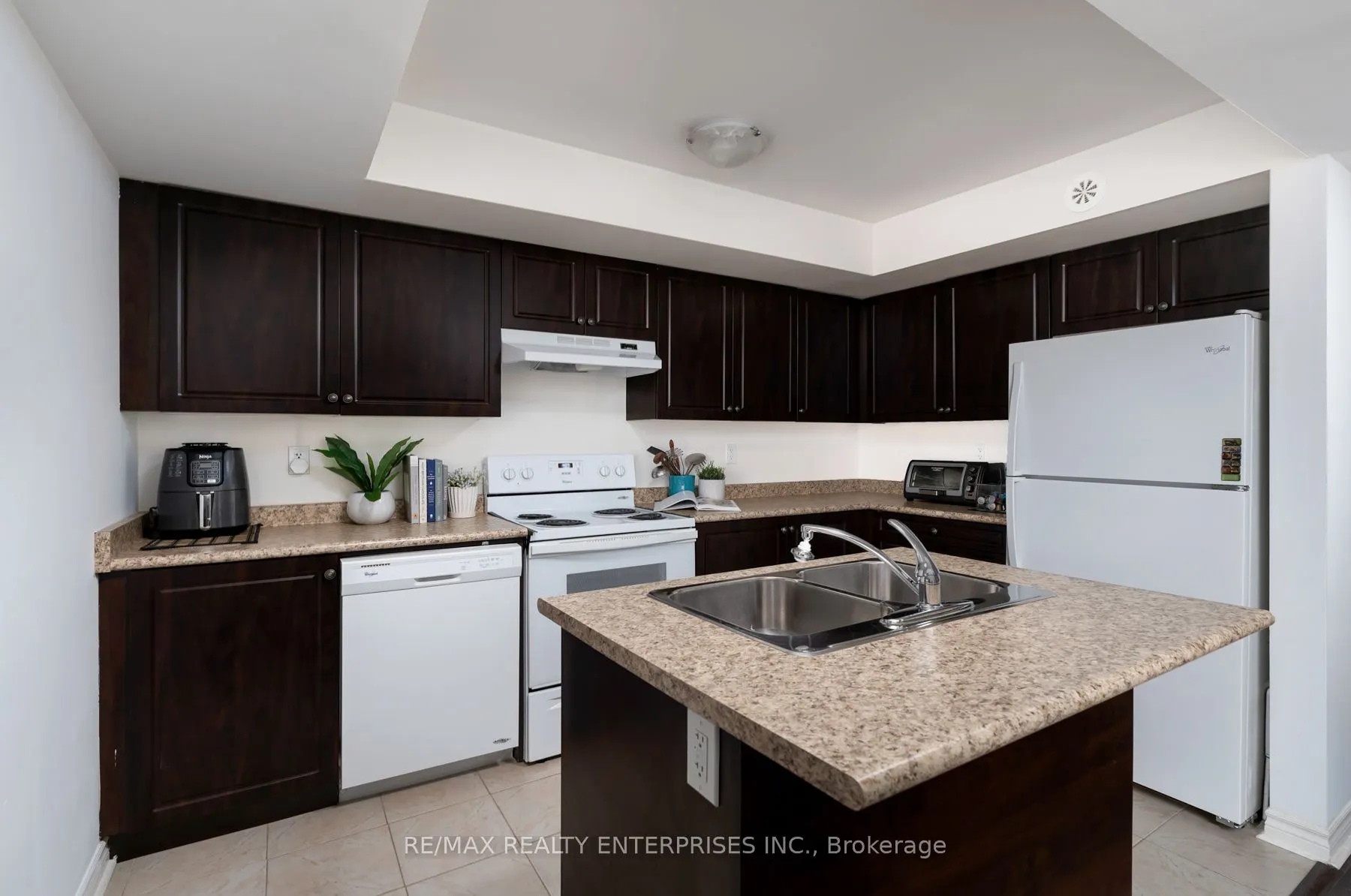 2420 Baronwood Drive, #7-01