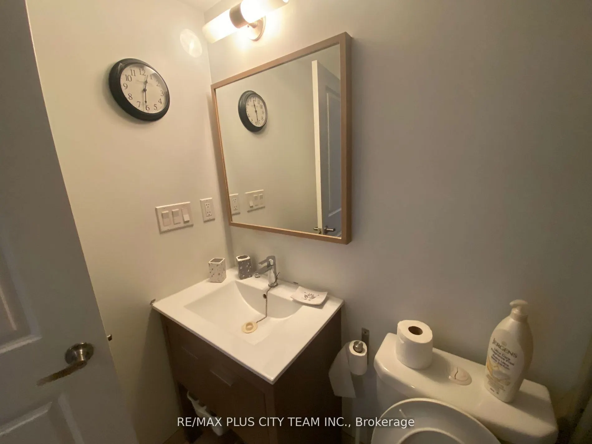 80 Esther Lorrie Drive N, #1115