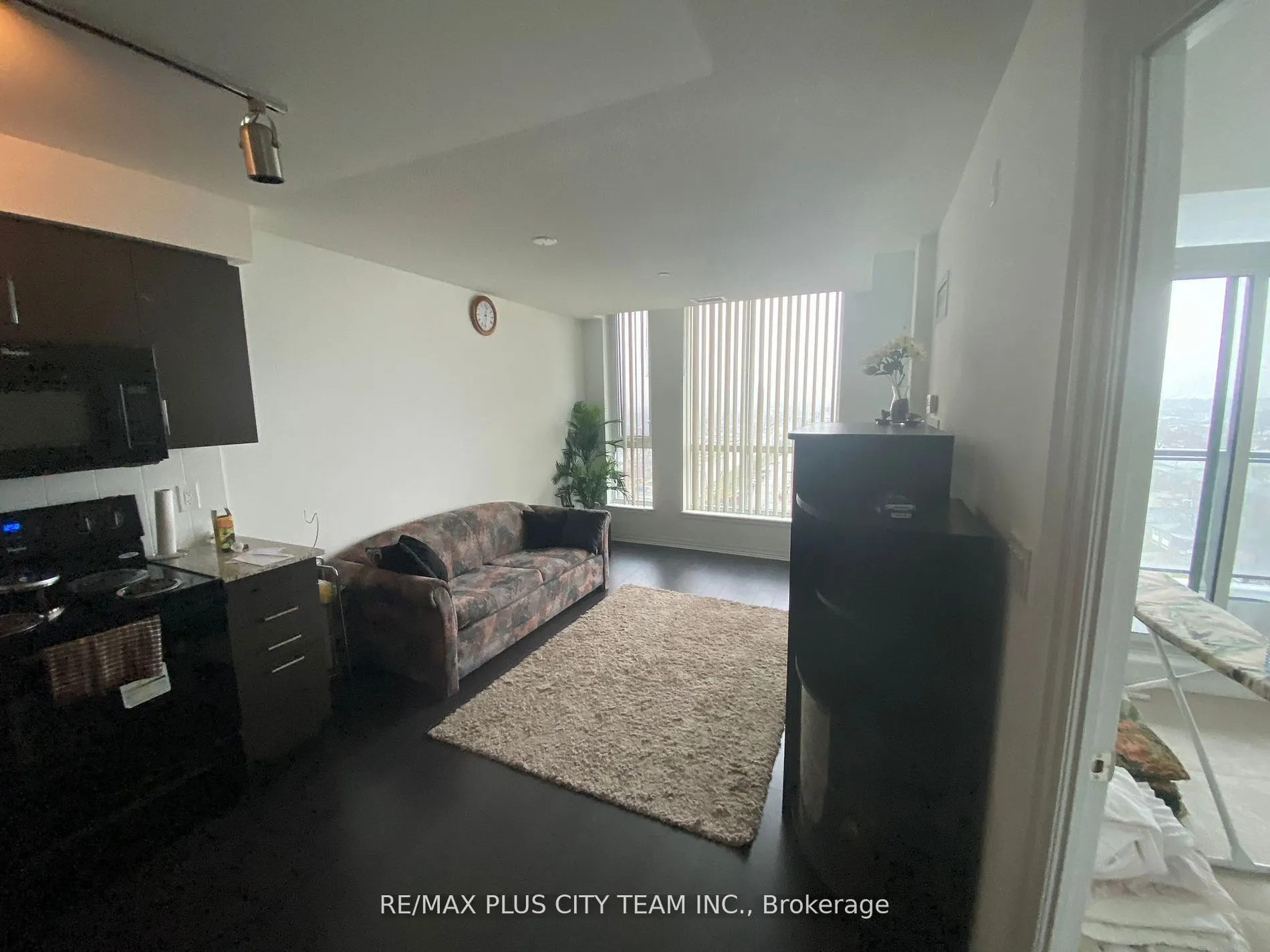 80 Esther Lorrie Drive N, #1115