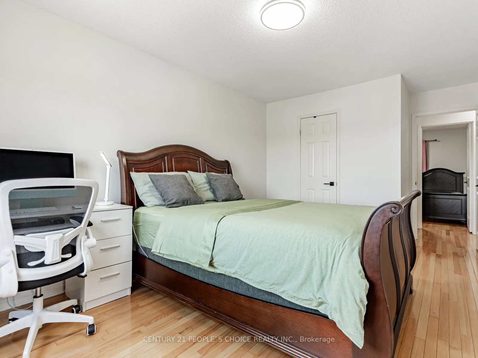 27 West Dean Park Drive, #5