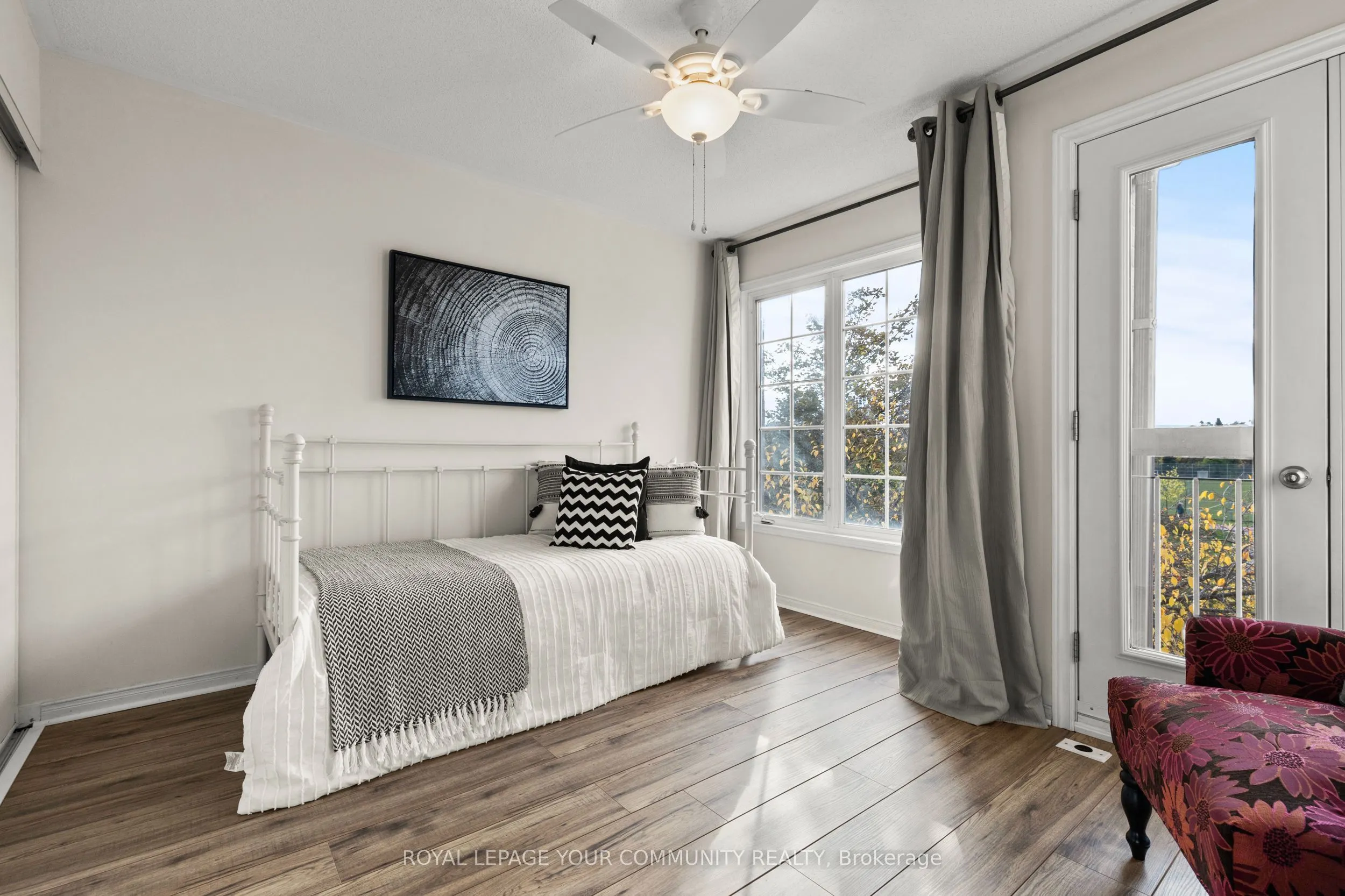 210 Manitoba Street, #11