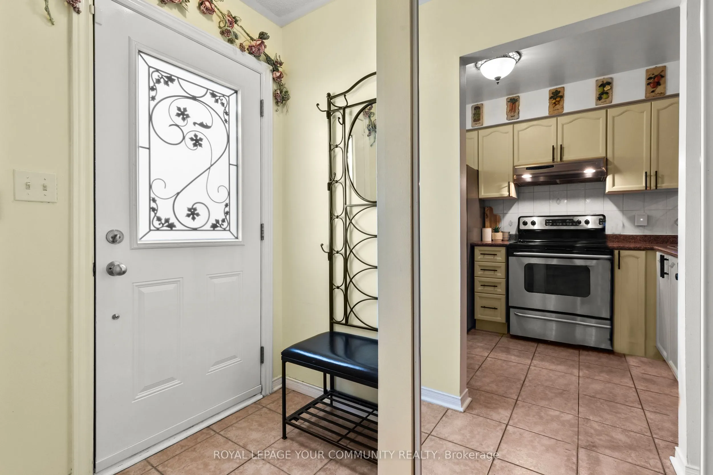 210 Manitoba Street, #11