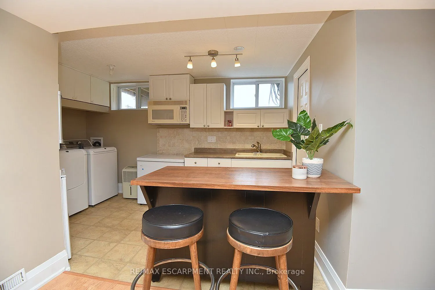 1204 Tavistock Drive