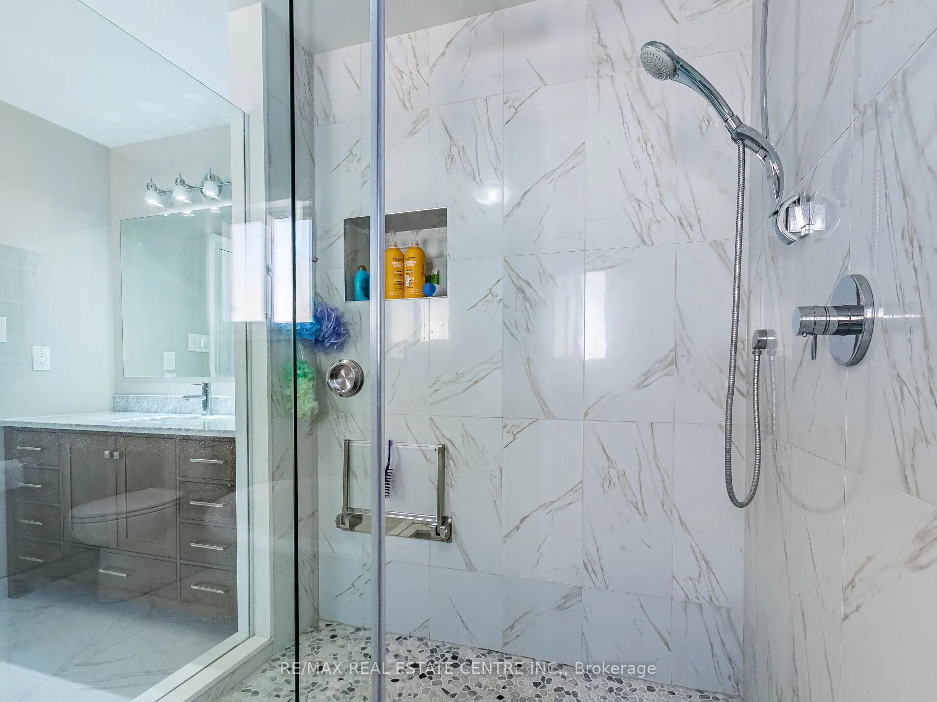 6439 Osprey Boulevard