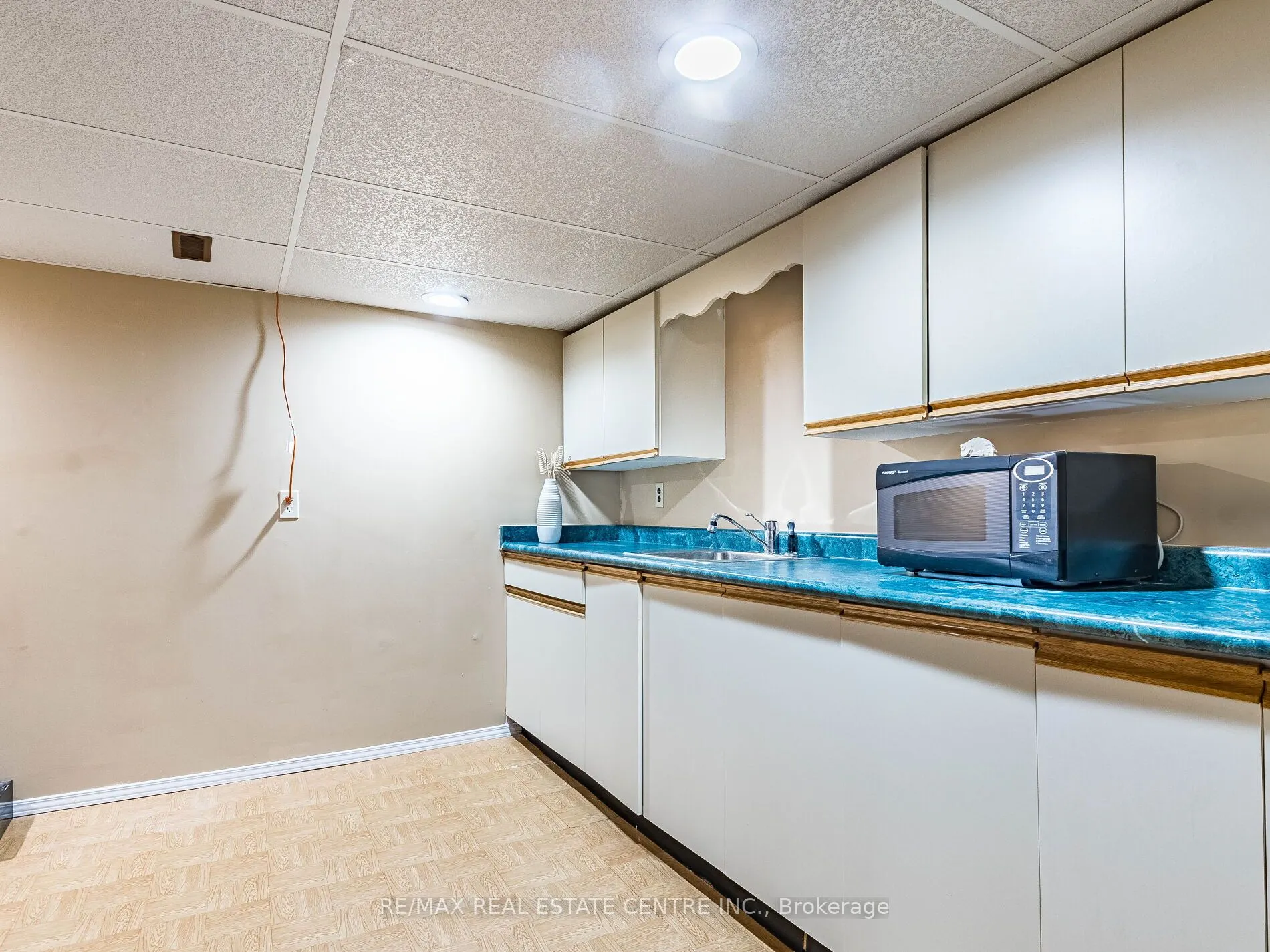 6439 Osprey Boulevard