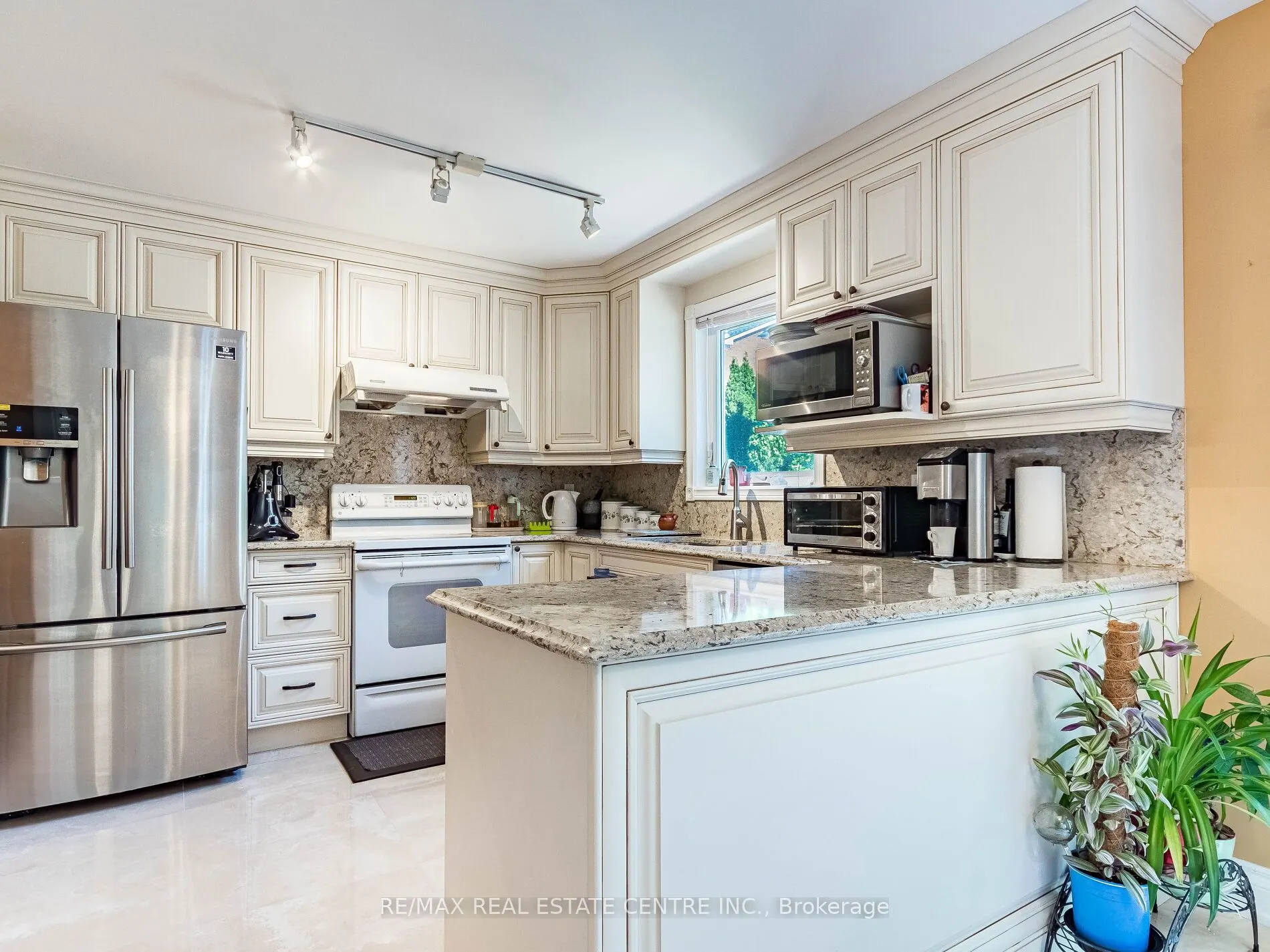 6439 Osprey Boulevard