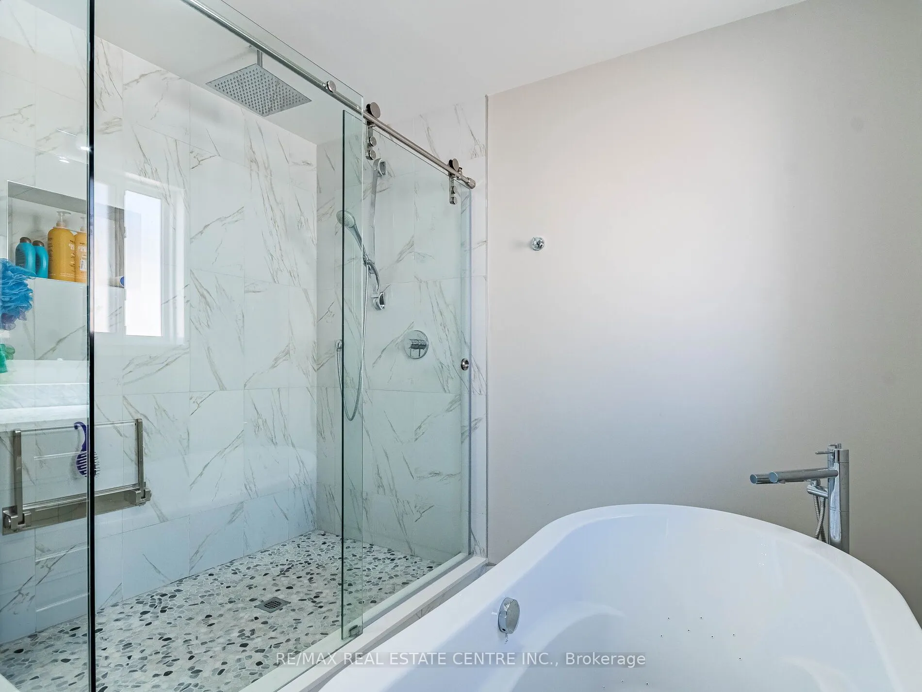 6439 Osprey Boulevard