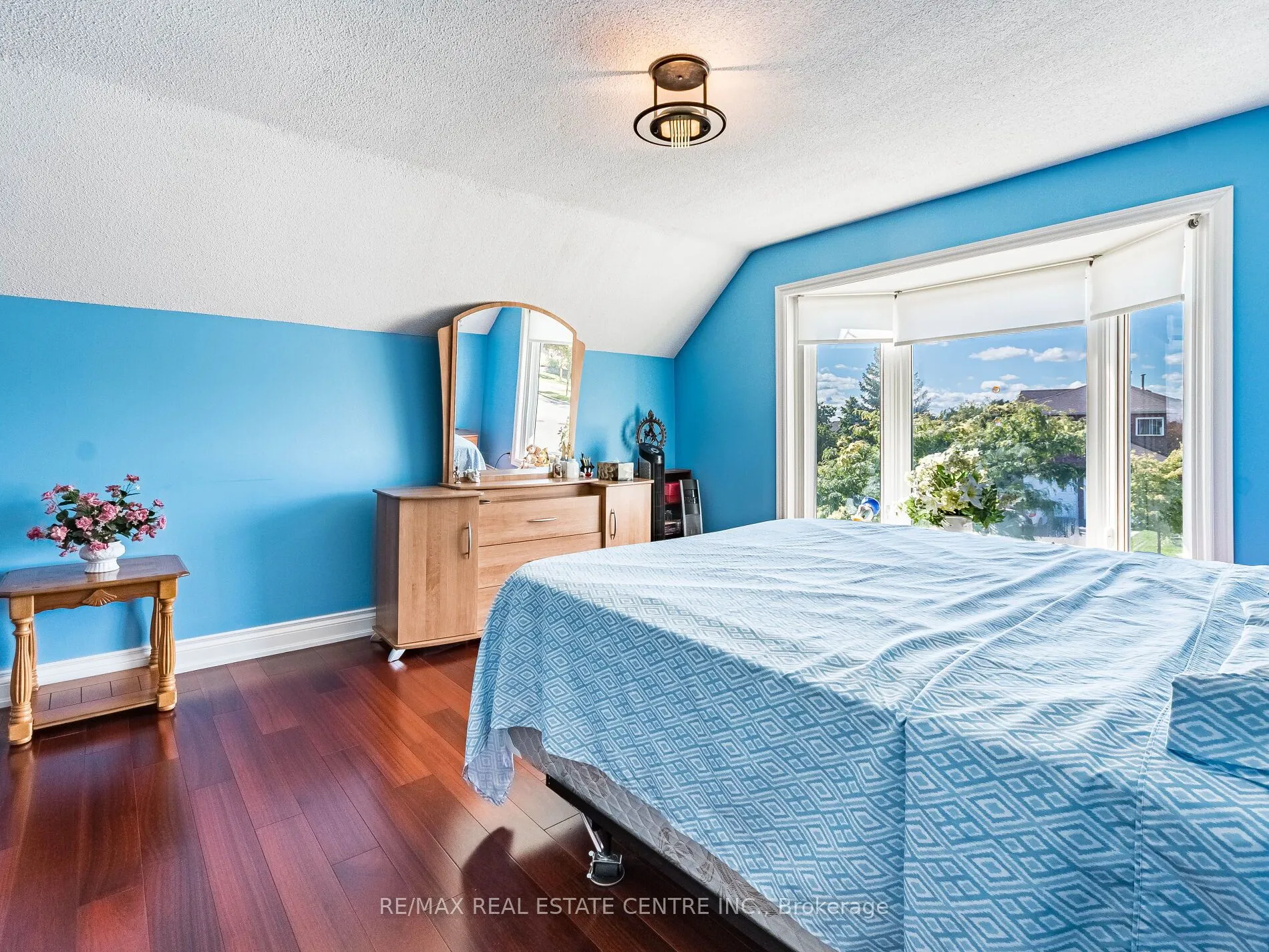 6439 Osprey Boulevard