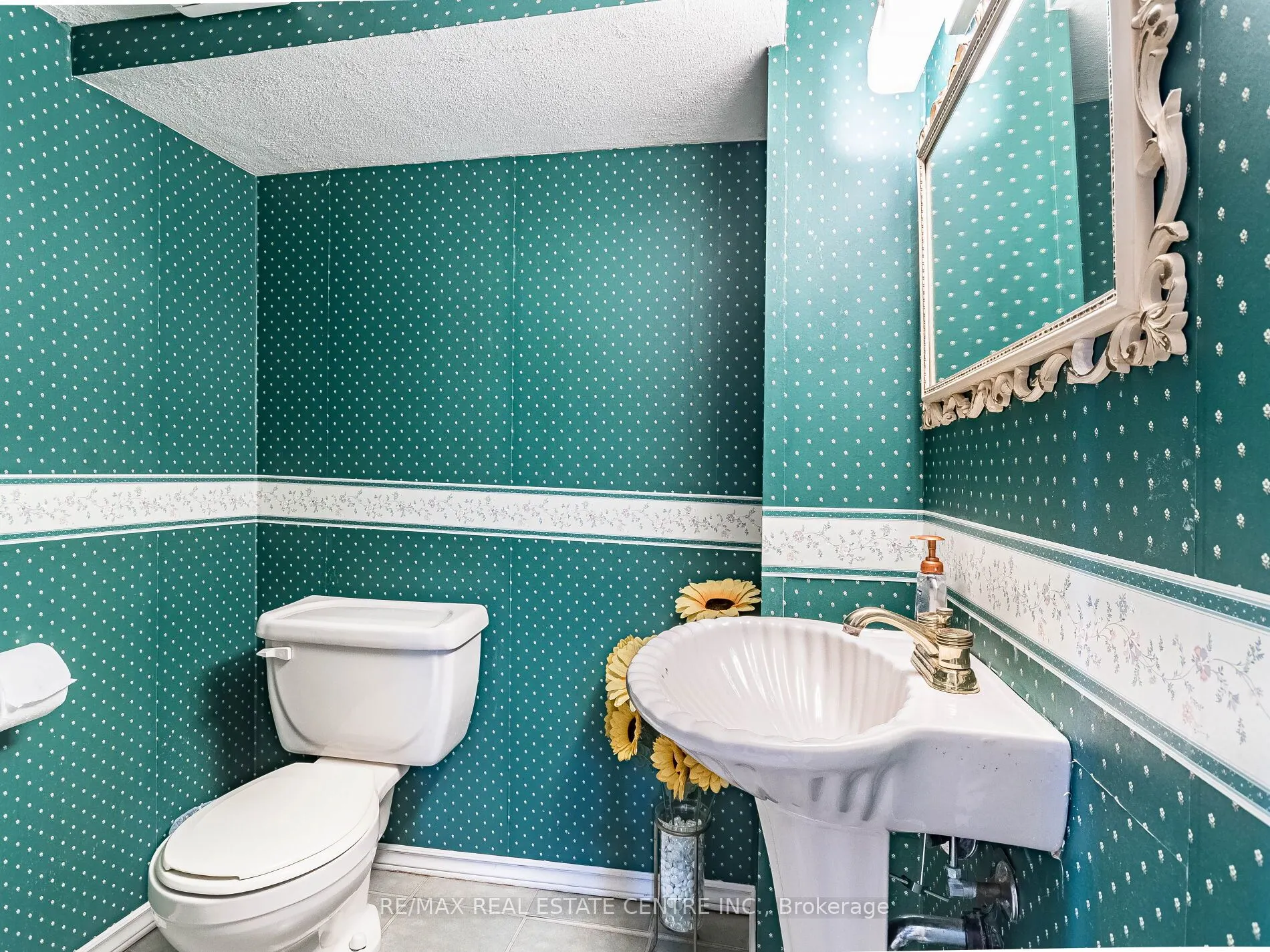 6439 Osprey Boulevard