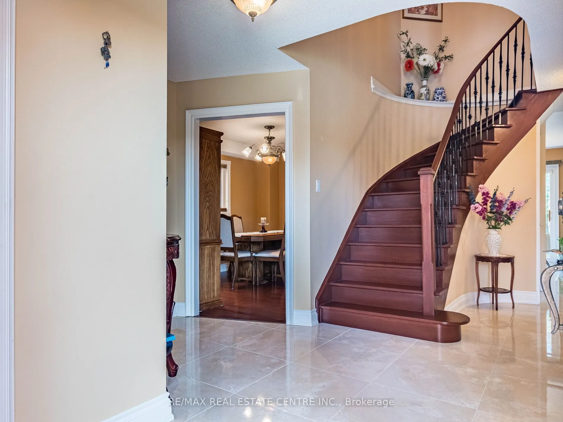 6439 Osprey Boulevard