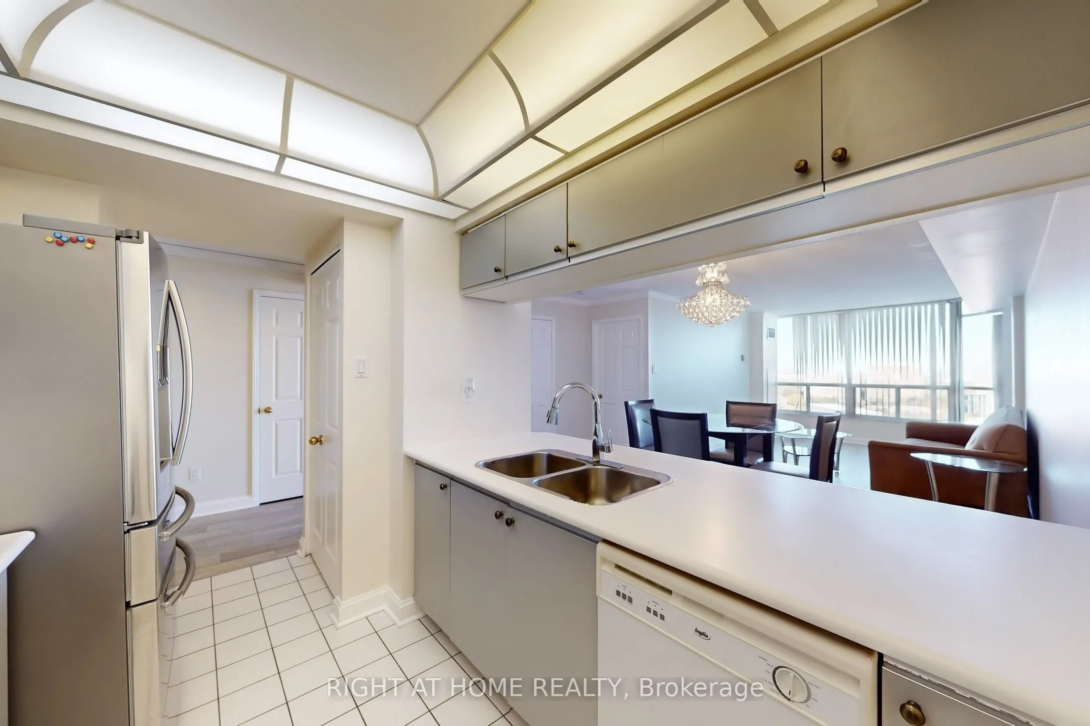 22 Hanover Road, #2206