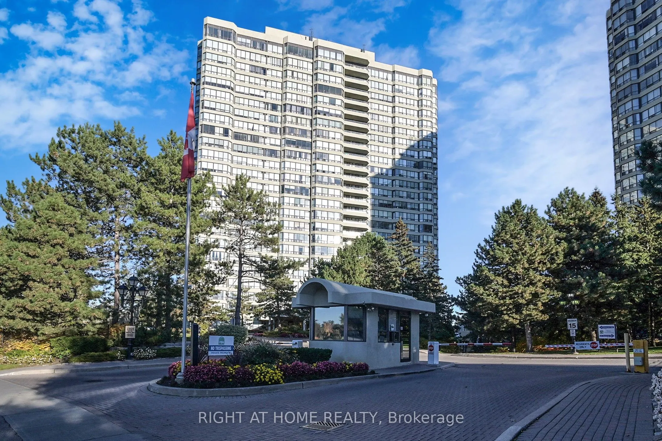 22 Hanover Road, #2206