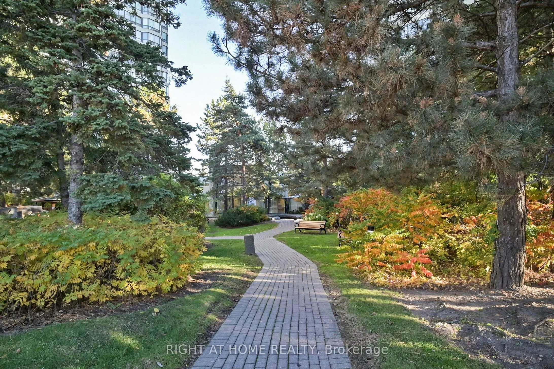 22 Hanover Road, #2206