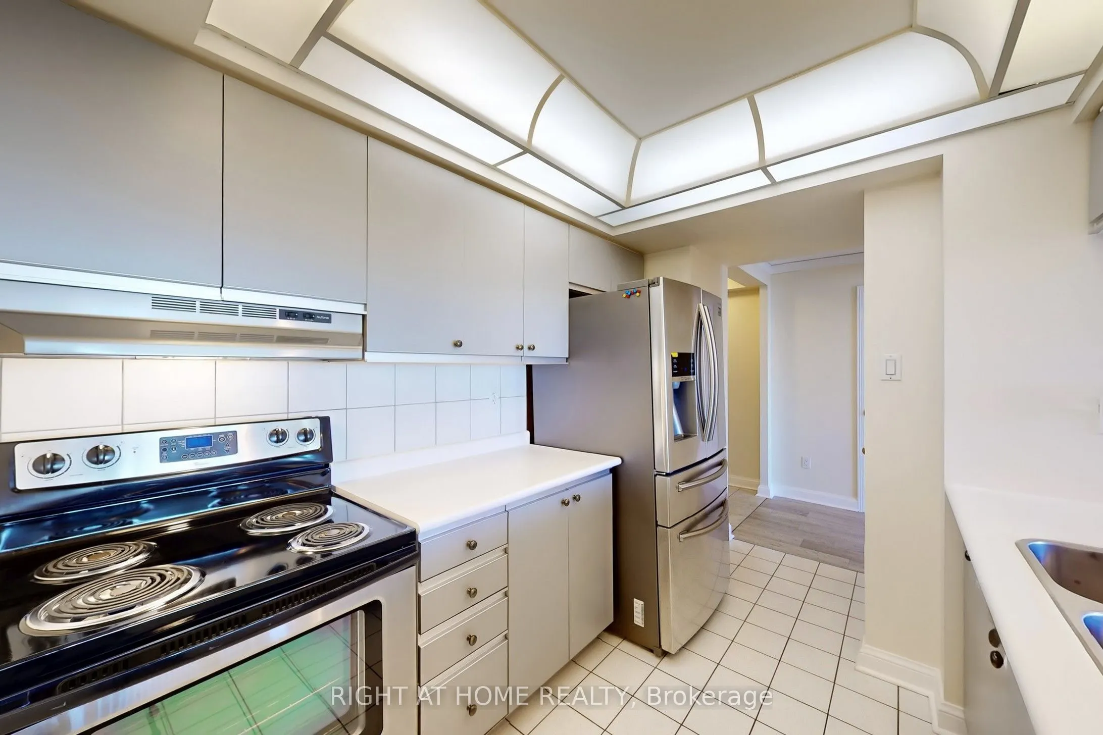 22 Hanover Road, #2206