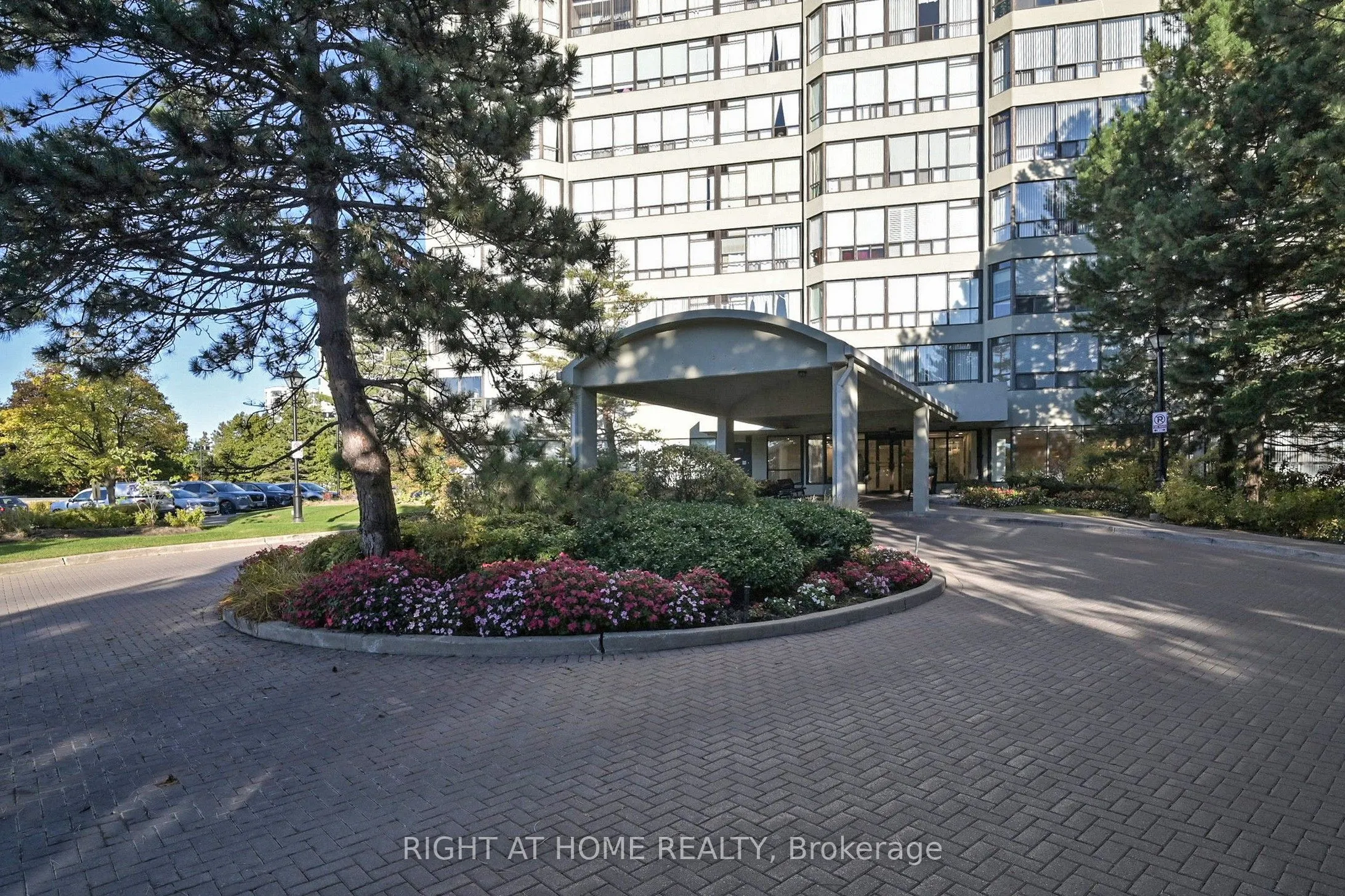 22 Hanover Road, #2206