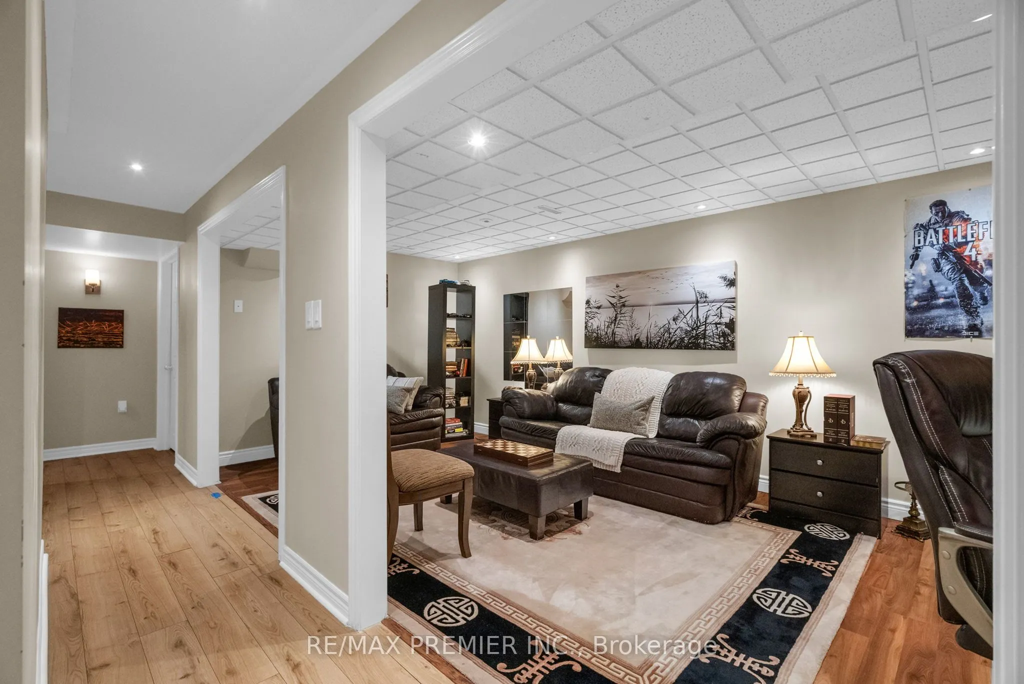 920 McDuffe Crescent