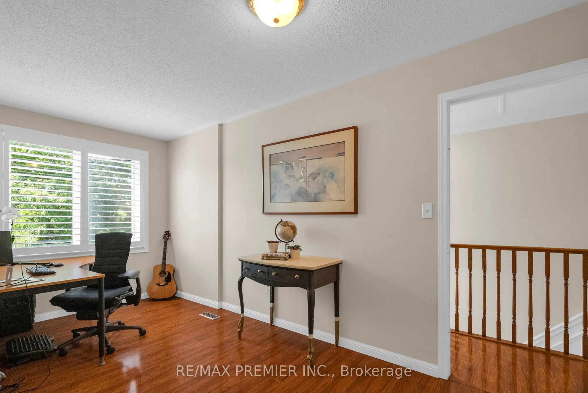 920 McDuffe Crescent