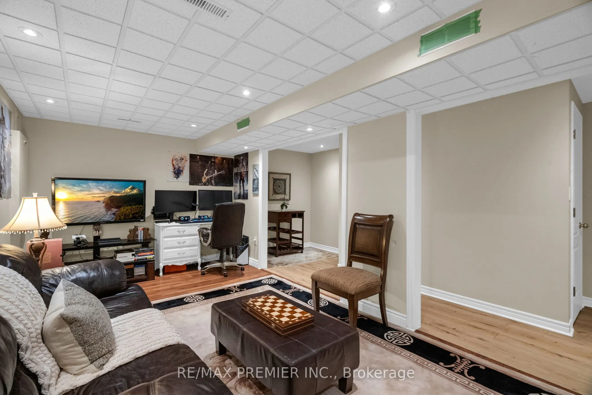 920 McDuffe Crescent