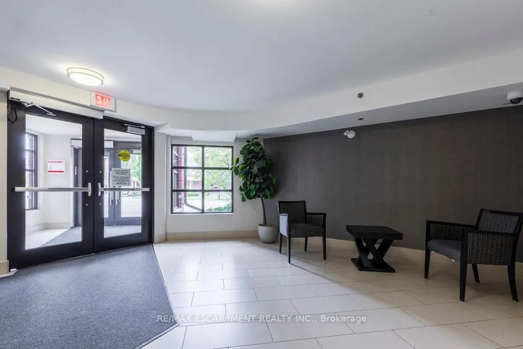 3070 Rotary Way, #401