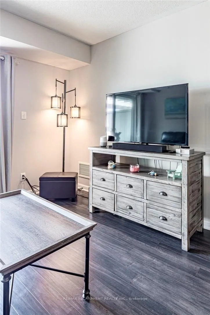 3070 Rotary Way, #401